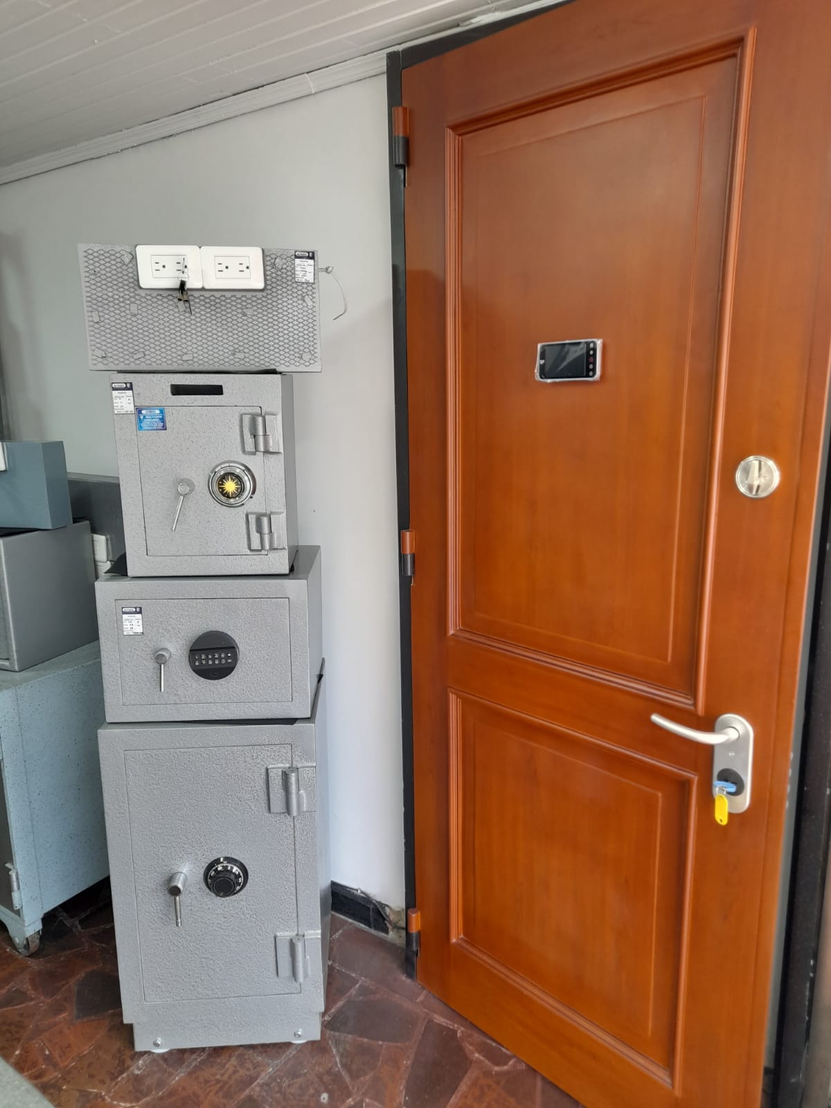 WhatsApp Image 2026-04-14 at 1.58.51 PM (3)