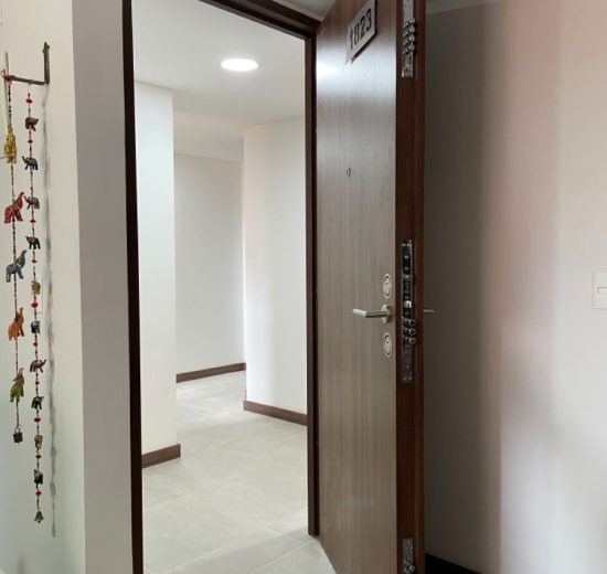 Pregunta por precios de puertas Seguridad